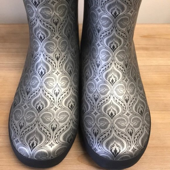 ⭐MoovBoot Midnight Express Tall Winter Boot - Picture 7 of 8